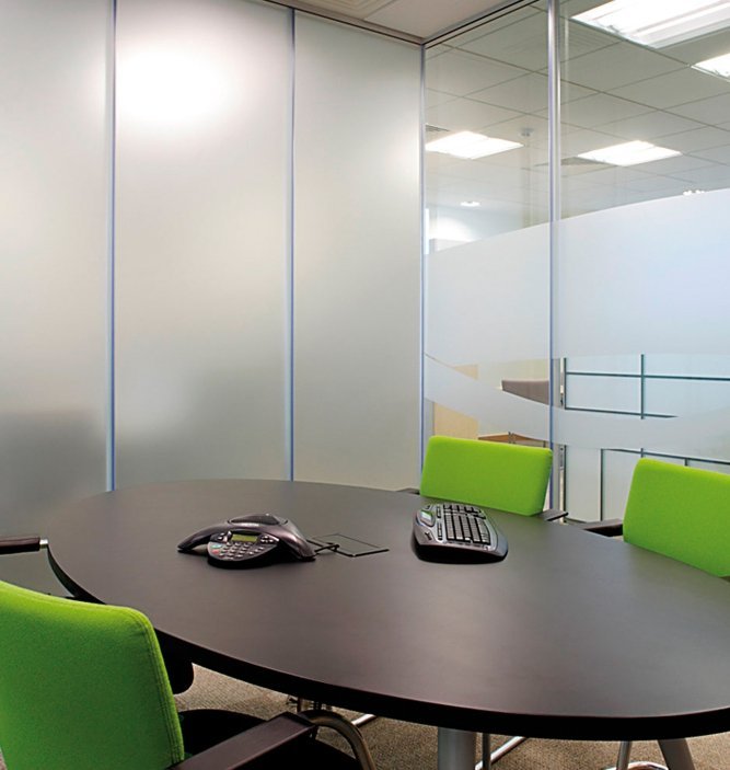 vitrophanie,signalétique,décoration,aménagement,professionnel,signova